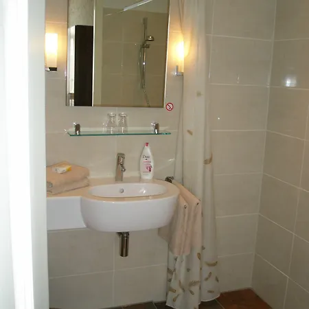 Excelsior Szálloda 3*